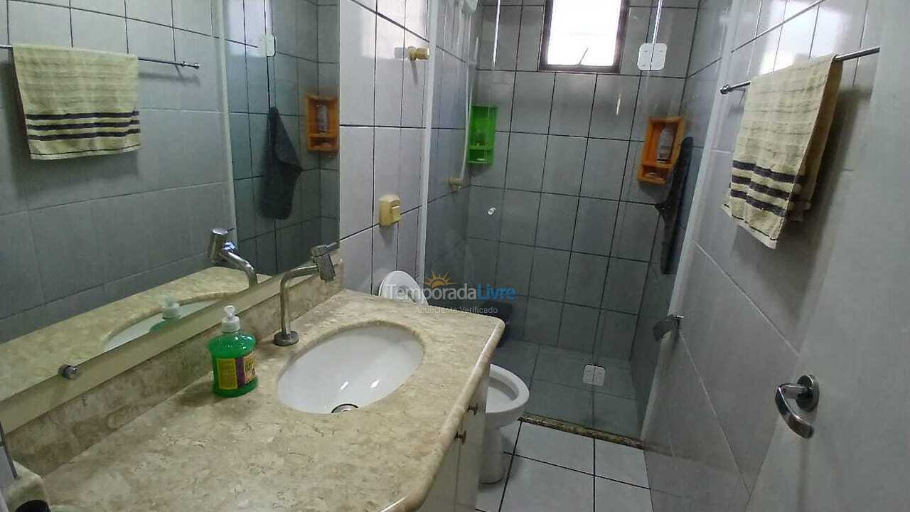 Apartamento para aluguel de temporada em Itapema (Meia Praia)