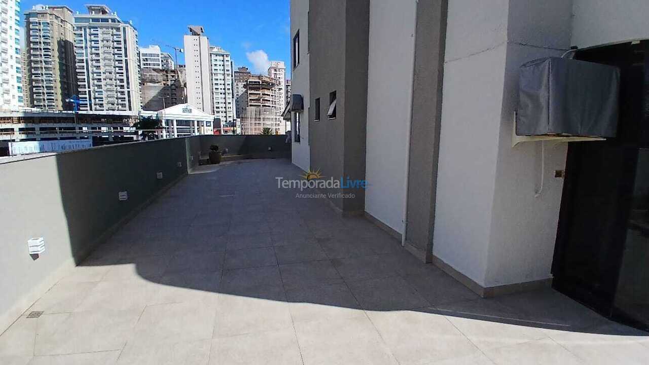 Apartamento para aluguel de temporada em Itapema (Meia Praia)
