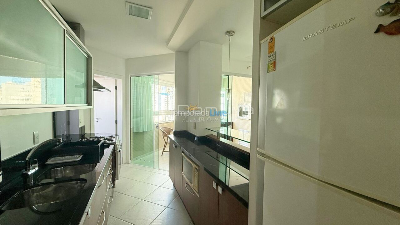 Apartamento para aluguel de temporada em Balneário Camboriú (Centro)