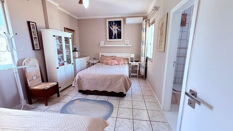 Locação Temporada frente mar 2 quartos, centro Balneário Camboriú