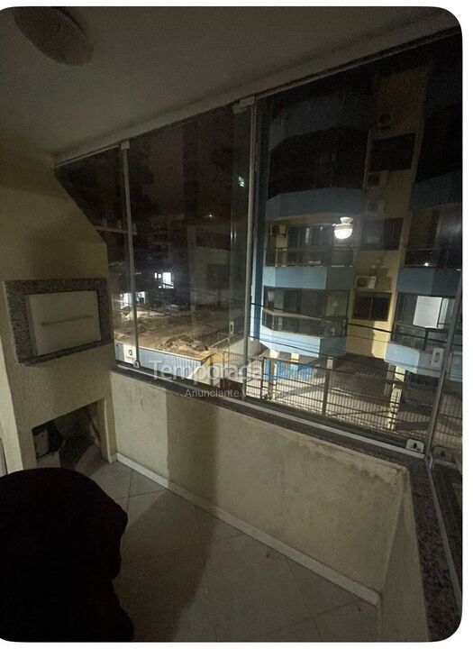 Apartamento para aluguel de temporada em Itapema (Meia Praia)