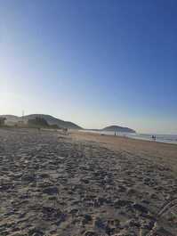 Apartamentos para temporada em São Francisco do Sul-SC