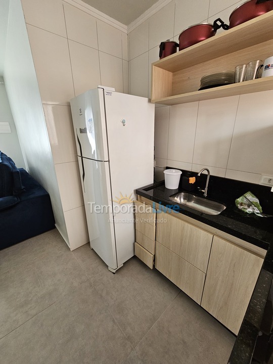 Apartamento para aluguel de temporada em Bertioga (Praia da Enseada)