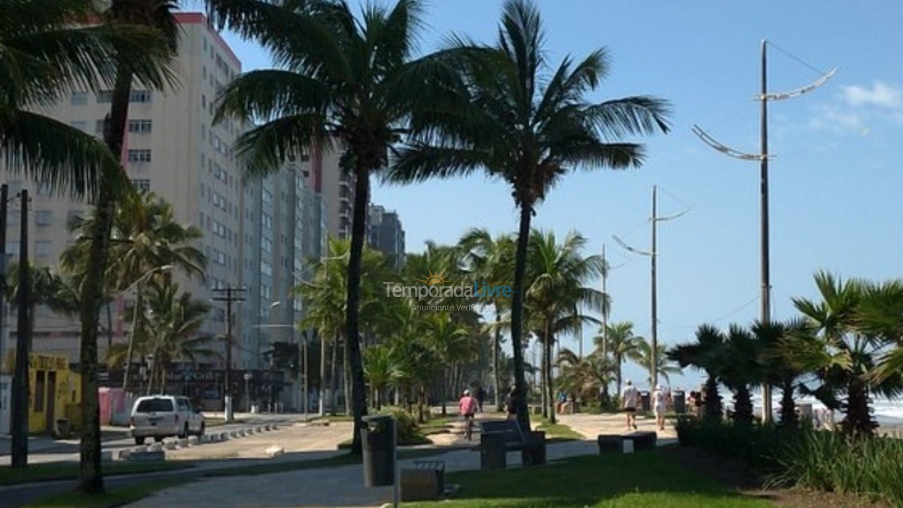 Apartment for vacation rental in Praia Grande (Praia do Caiçara)