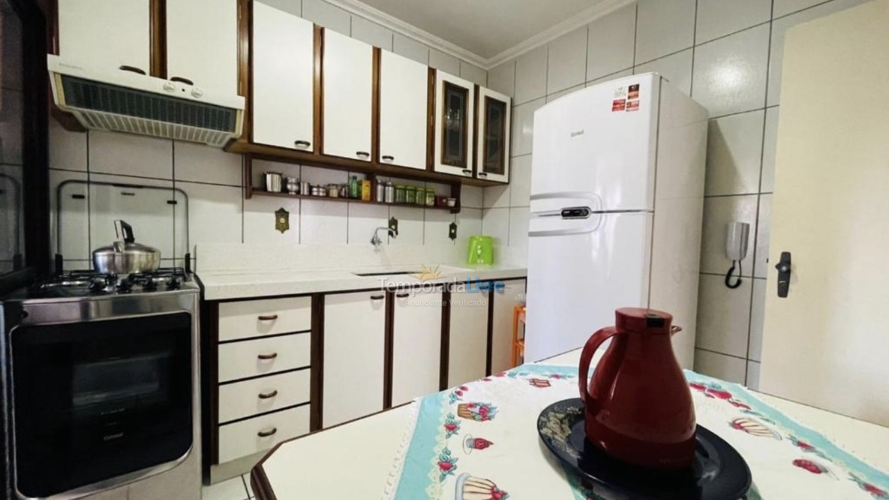 Apartamento para alquiler de vacaciones em Itapema (Meia Praia)