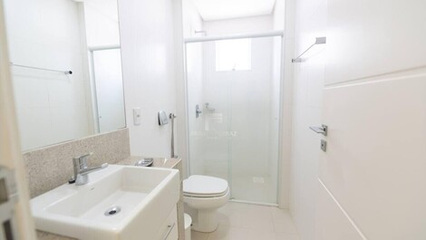 Apartment for rent in front of the sea with 4 suites in the center of Itapema