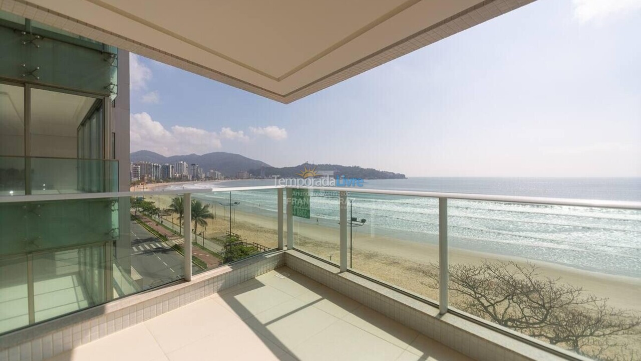 Apartment for vacation rental in Itapema (Centro)