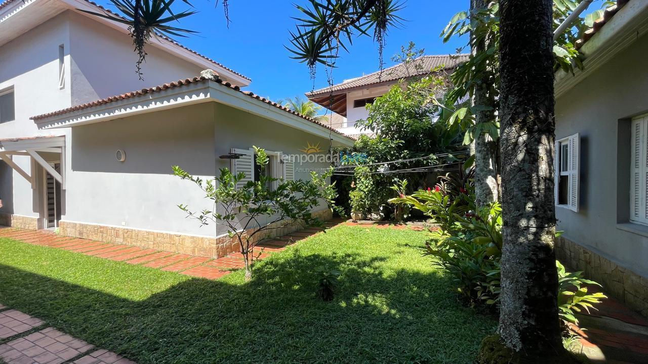 Casa para alquiler de vacaciones em Guarujá (Enseada)