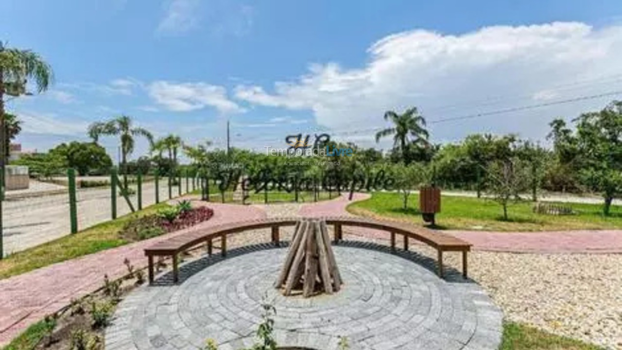 Apartamento para alquiler de vacaciones em Florianopolis (Praia dos Ingleses)