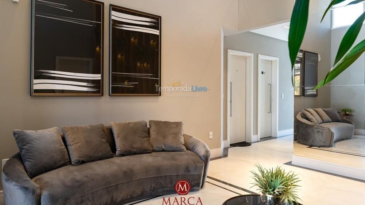 Apartment for vacation rental in Bombinhas (Mariscal)