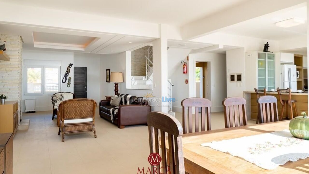 Casa para aluguel de temporada em 