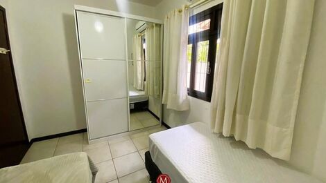 CASA CON BICICLETA y kayak PLAYA EN ESQUINA