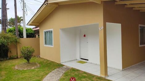 Casa para alugar em Bombinhas - Canto Grande