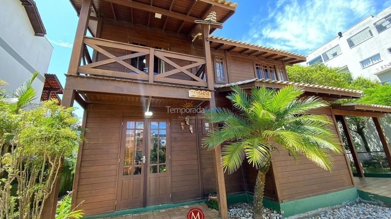 Casa para alquiler de vacaciones em Bombinhas (Canto Grande)