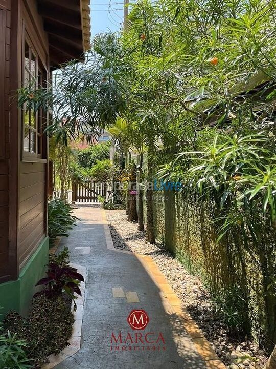 Casa para alquiler de vacaciones em Bombinhas (Canto Grande)