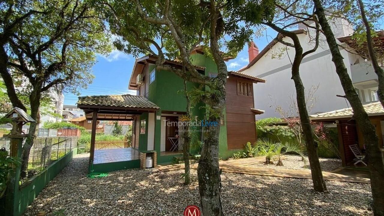 Casa para alquiler de vacaciones em Bombinhas (Canto Grande)