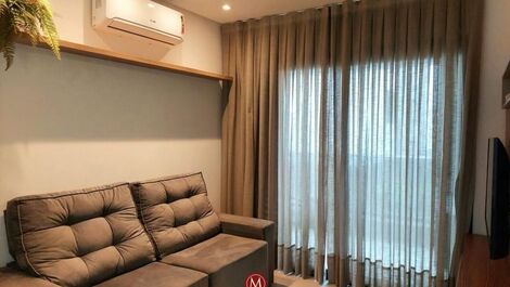 APARTAMENTO EN ESQUINA GRAN EDIFICIO CON PISCINA