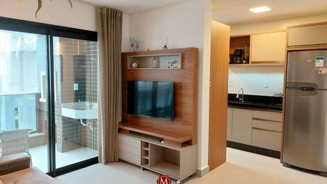 APARTAMENTO EN ESQUINA GRAN EDIFICIO CON PISCINA