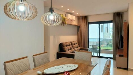 APARTAMENTO EN ESQUINA GRAN EDIFICIO CON PISCINA