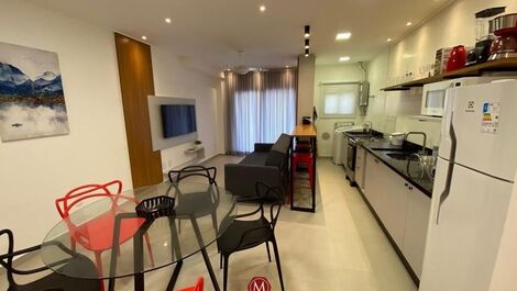 AP401 - GROUND FLOOR APARTMENT IN BUILDING WITH POOL