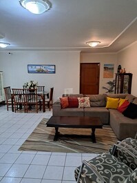 2-Bedroom Oceanfront Apartment for Vacation Rentals - Downtown Itapema