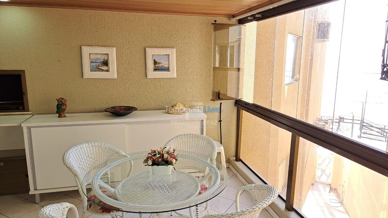 Apartment for vacation rental in Itapema (Centro)