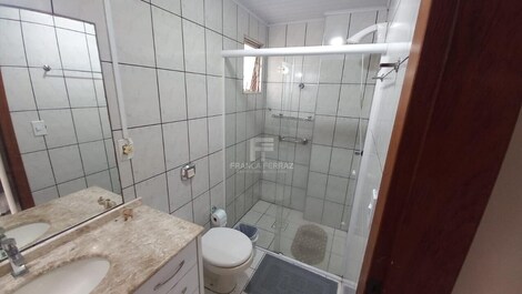 2-Bedroom Oceanfront Apartment for Vacation Rentals - Downtown Itapema