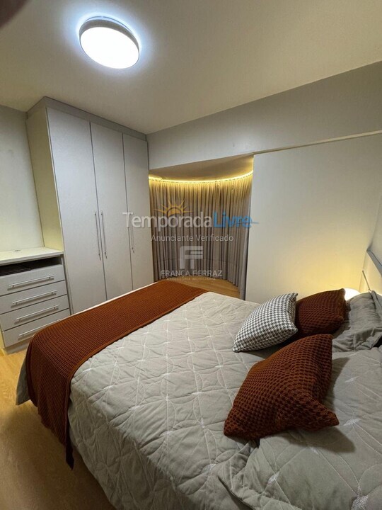 Apartment for vacation rental in Itapema (Centro)