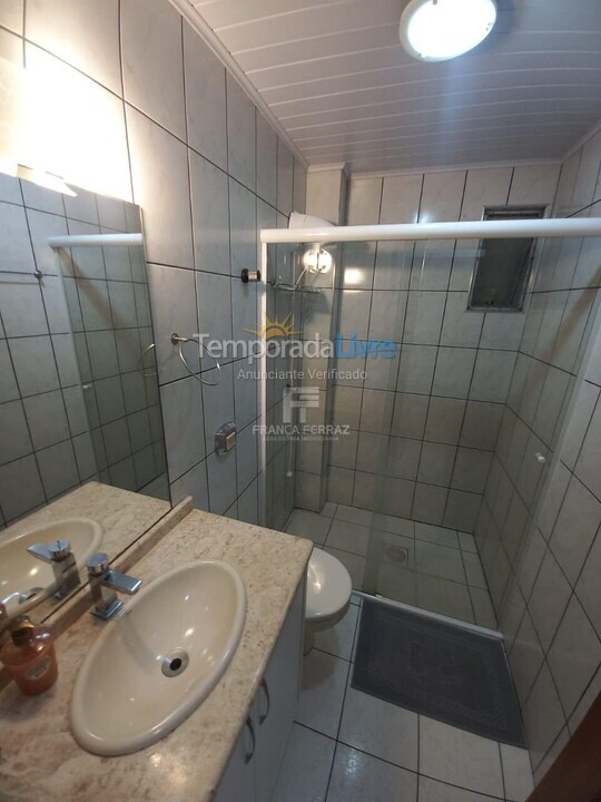 Apartment for vacation rental in Itapema (Centro)