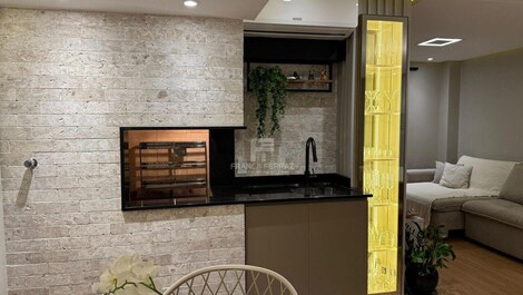 2-Bedroom Apartment for Season in the center of Itapema