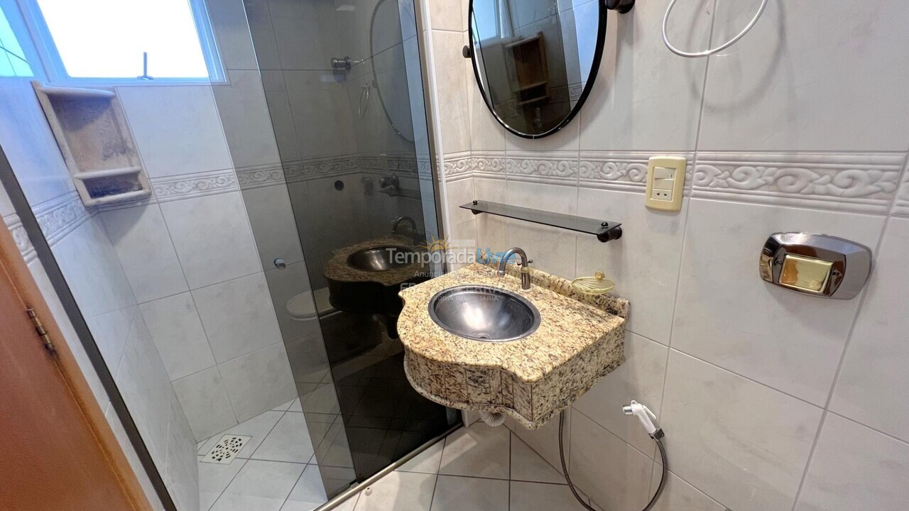 Apartamento para aluguel de temporada em Itapema (Centro)