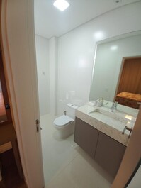 Apartamento 3 dormitórios p locação de temporada Centro - Itapema