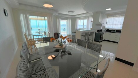 Apartamento frente al mar con 3 habitaciones en el centro de Itapema - alquiler...