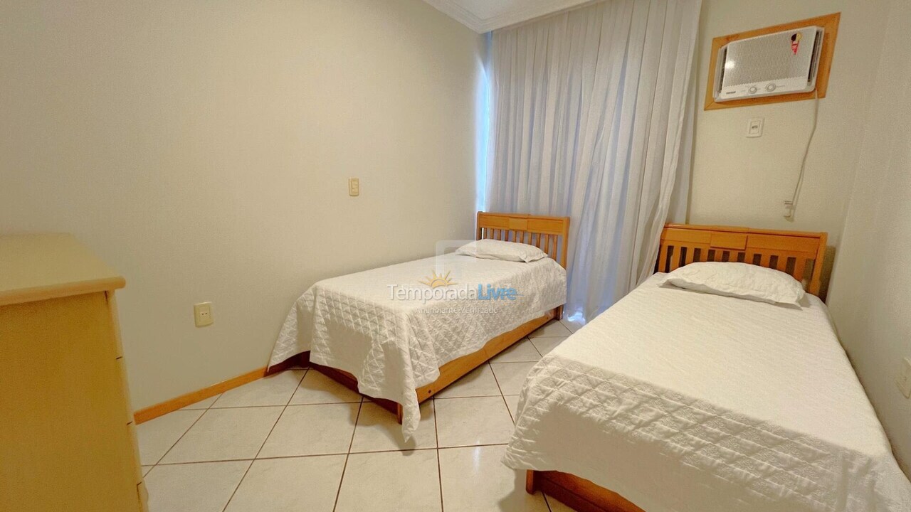 Apartamento para aluguel de temporada em Itapema (Centro)