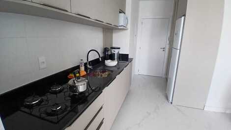 Excelente apartamento nuevo con vista al mar.