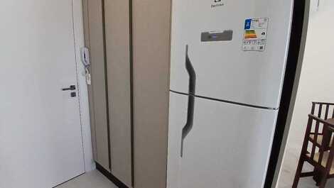 Excelente apartamento nuevo con vista al mar.