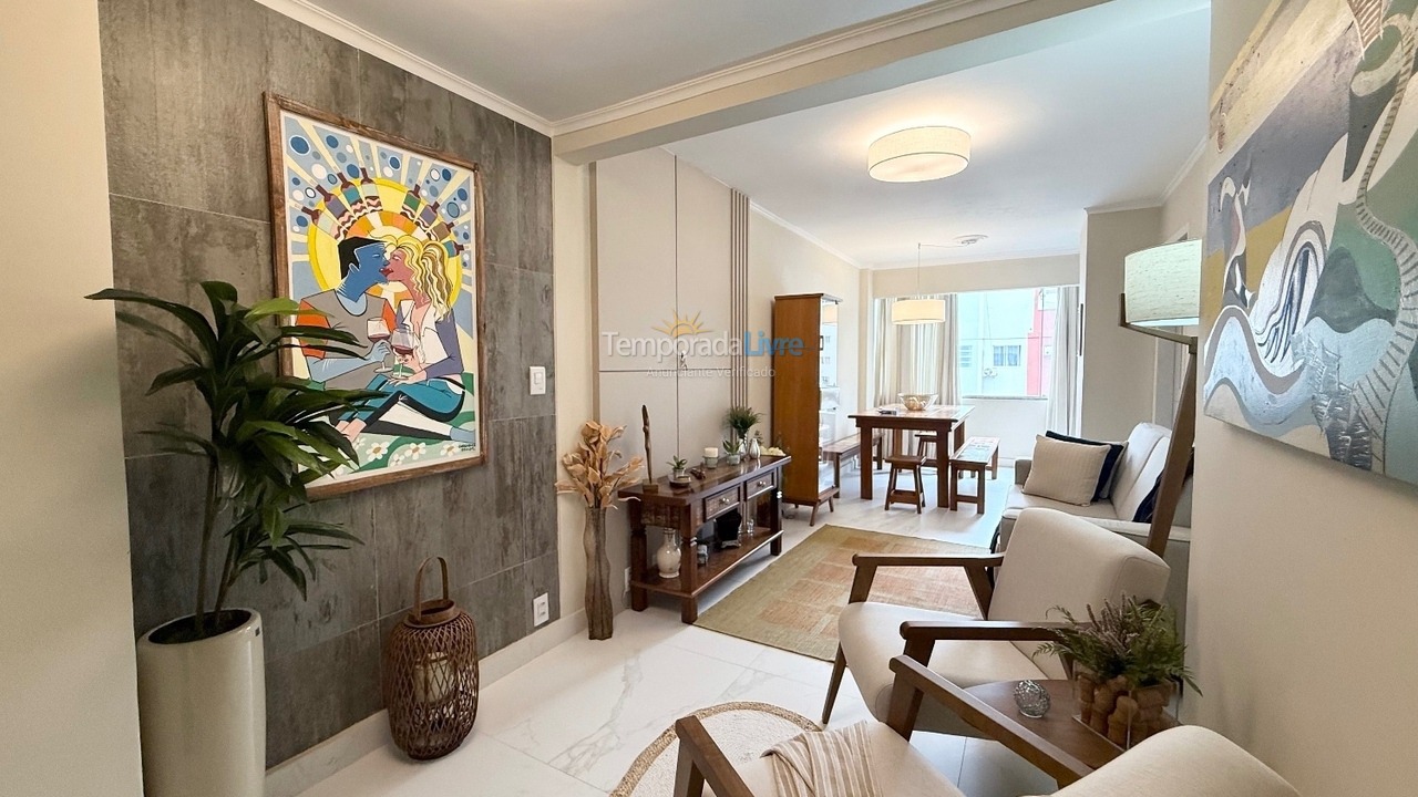 Apartamento para aluguel de temporada em Balneário Camboriú (Praia Central)