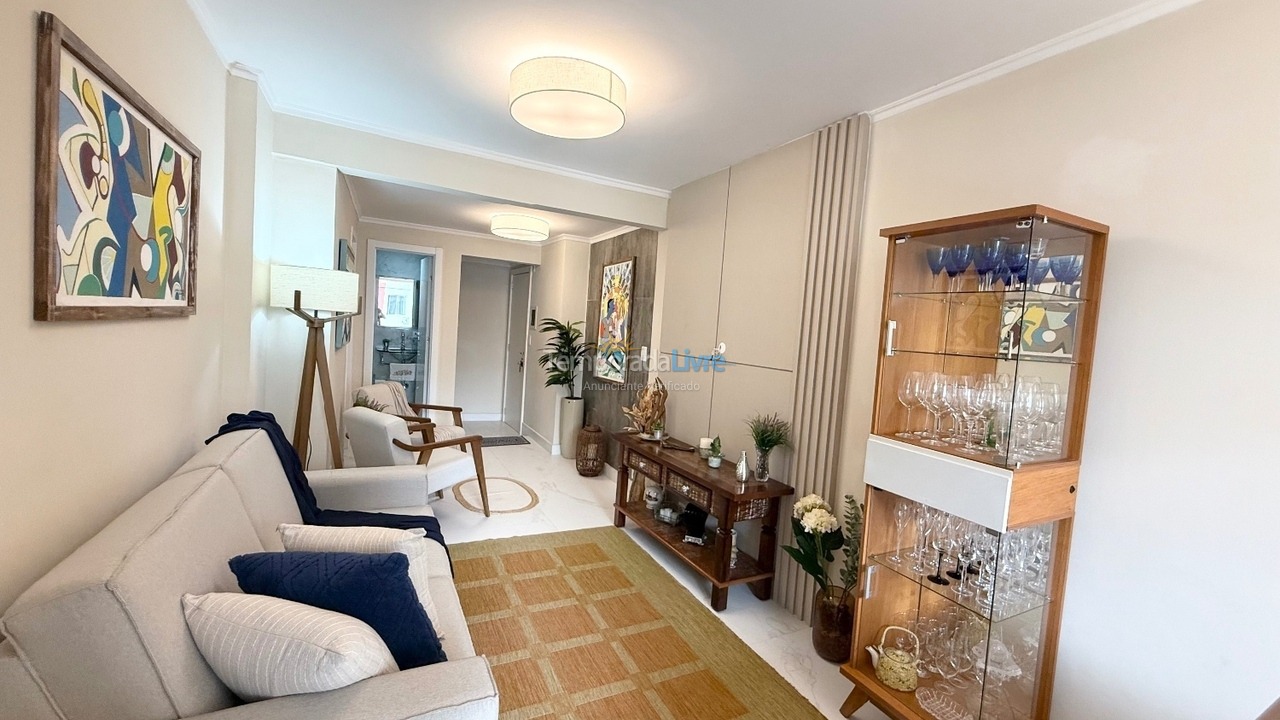 Apartamento para aluguel de temporada em Balneário Camboriú (Praia Central)