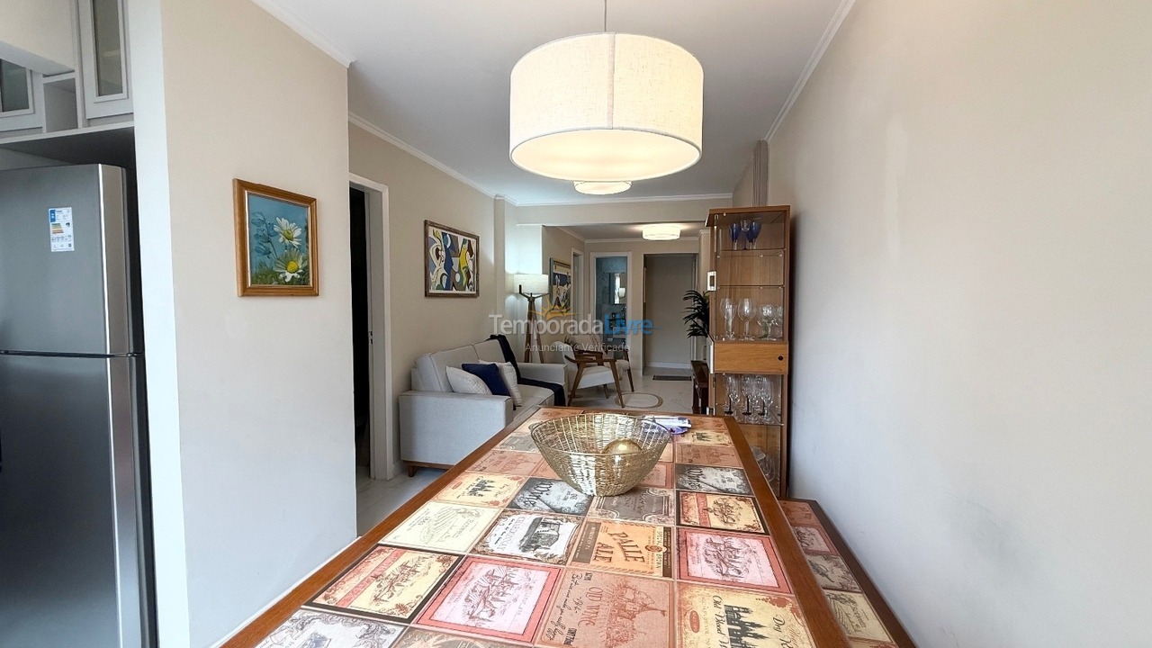 Apartamento para aluguel de temporada em Balneário Camboriú (Praia Central)