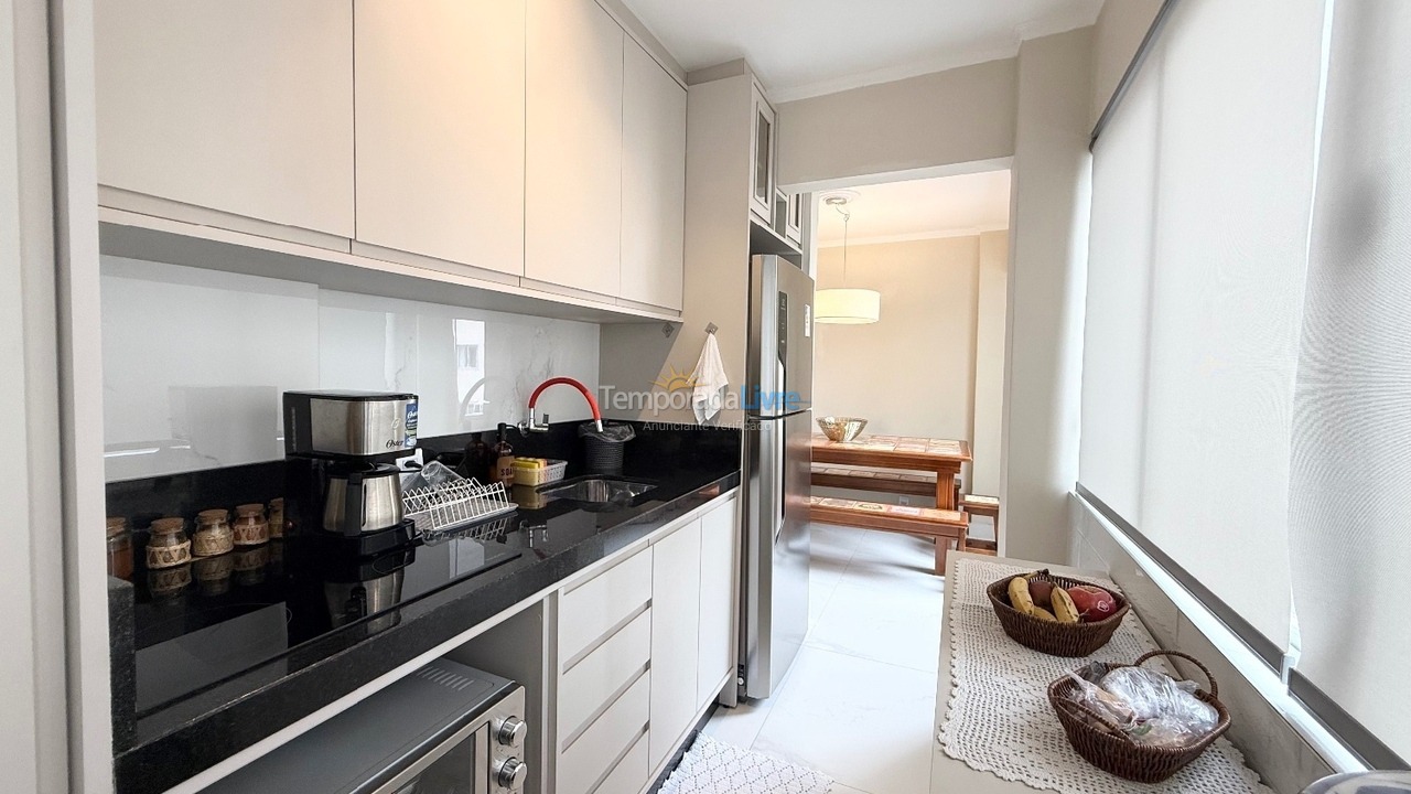 Apartamento para aluguel de temporada em Balneário Camboriú (Praia Central)