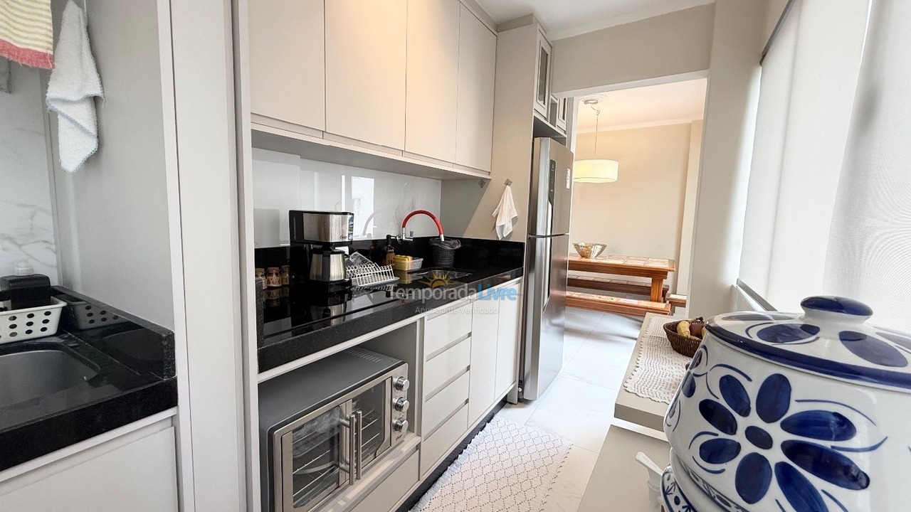 Apartamento para aluguel de temporada em Balneário Camboriú (Praia Central)