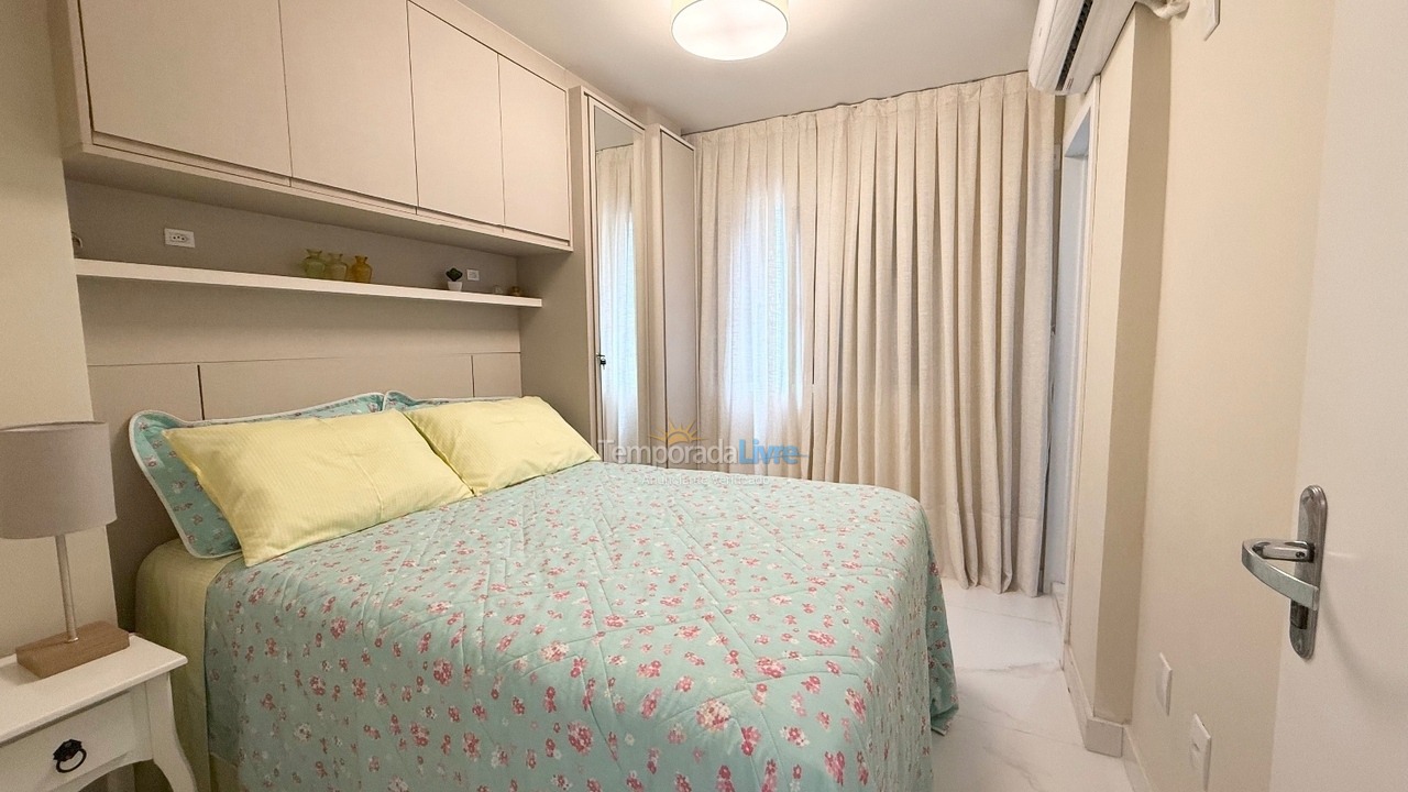 Apartamento para aluguel de temporada em Balneário Camboriú (Praia Central)