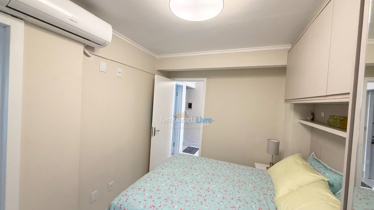 Apartamento para aluguel de temporada em Balneário Camboriú (Praia Central)