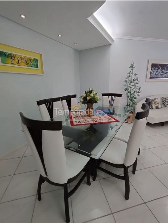 Apartamento para aluguel de temporada em Itapema (Meia Praia)