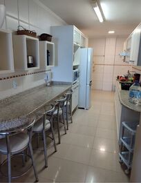 Apartamento finamente amueblado y decorado.