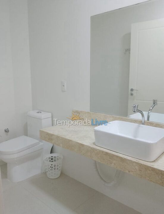 Apartment for vacation rental in Itapema (Meia Praia)