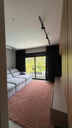 Casa moderna recién inaugurada, 5 suites y completas instalaciones de ocio en Riviera