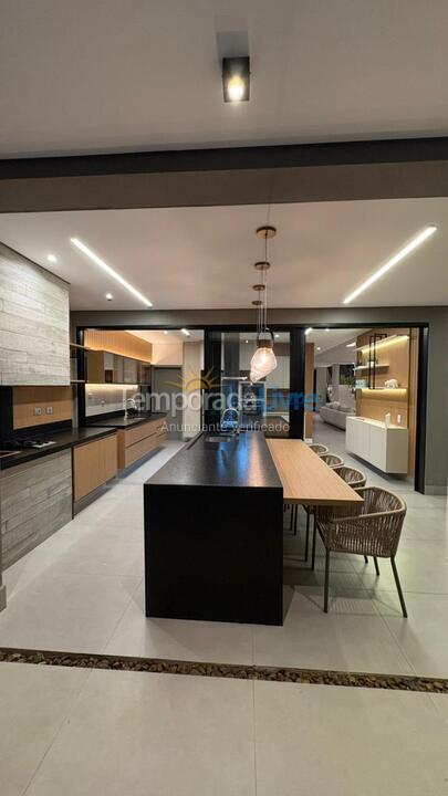 Casa para alquiler de vacaciones em Bertioga (Riviera de São Lourenço)