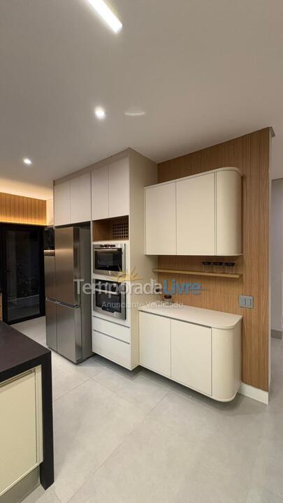 Casa para alquiler de vacaciones em Bertioga (Riviera de São Lourenço)