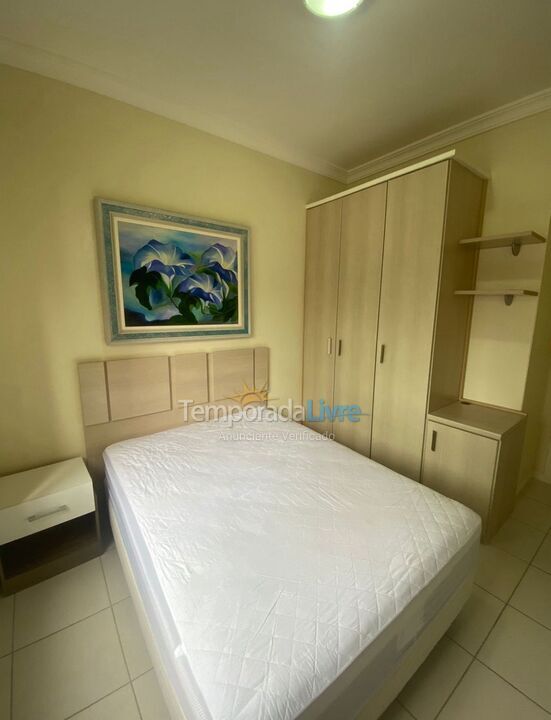 Apartment for vacation rental in Itapema (Meia Praia)